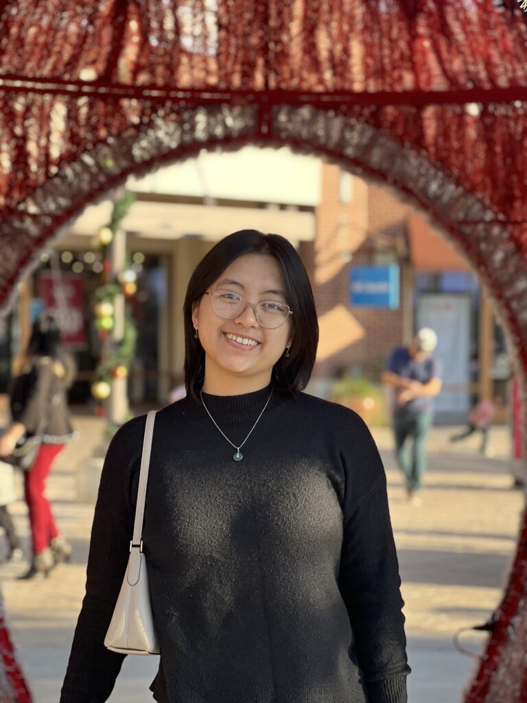 1 - Dalena Phan